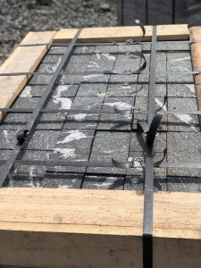 амфиболит приполярный блоки